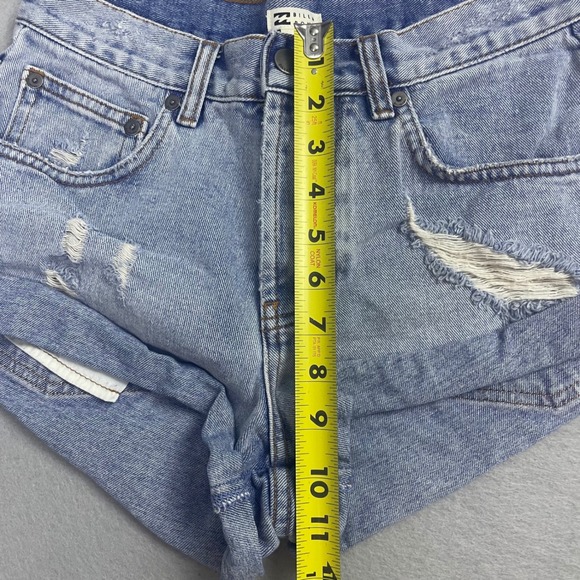 Billabong Denim Shorts Womens Size 26 Blue Distressed Cuffed Casual - Picture 12 of 14